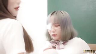日语性爱小教室巨乳教师爱的教育JK女学生们用肉体学习转大人一起学习色情日语